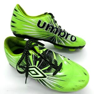 Kids Umbro Soccer Cleats - Size 12